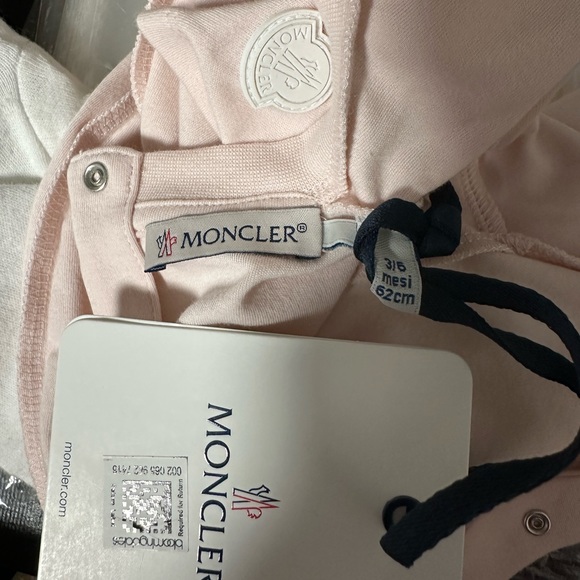 MONCLER - Picture 4 of 8